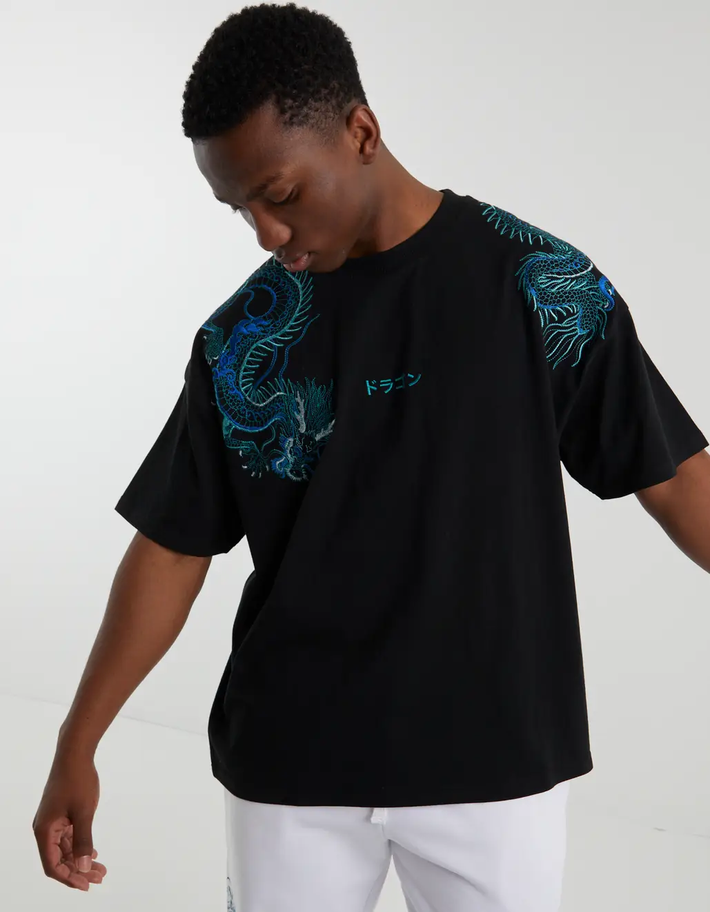 EMBROIDERED DRAGON BOX FIT T-SHIRT IN SOLID BLACK